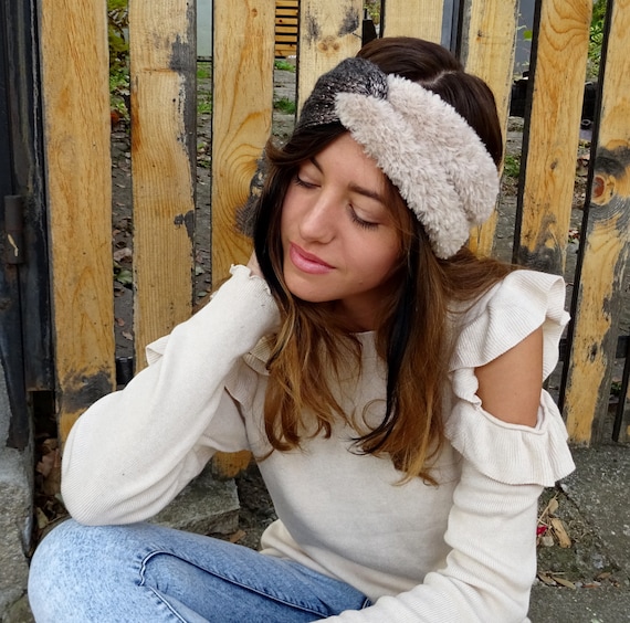Handmade Twisted Crochet Headband: Fluffy Beige Mohair Ear  display picture 2