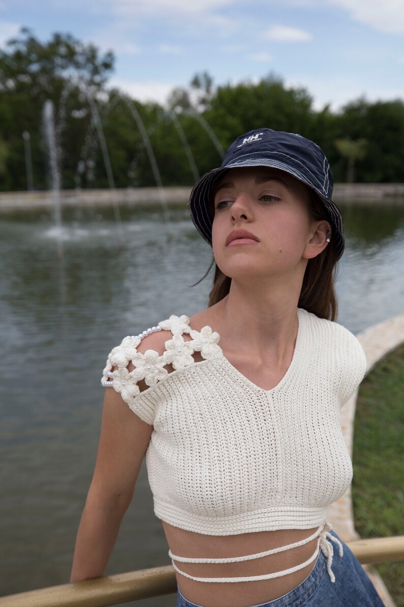 Designer crochet tank top, cotton top in white, beaded top image 1