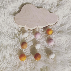 Suspension cloud in wood, balls of felted wool pink, white, brown, yellow. Wall decoration child room, baby. Handmade, Alps.