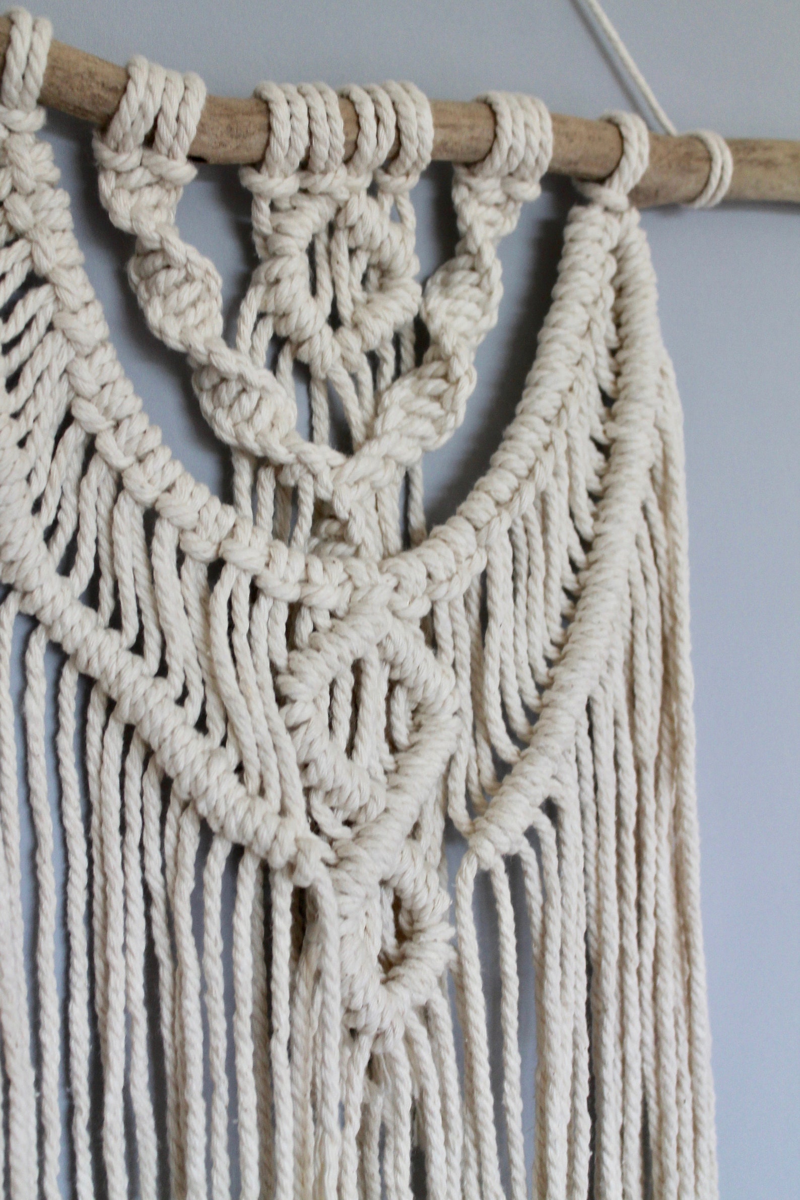 Macramé Wall Hanging on Driftwood Medium Size Etsy