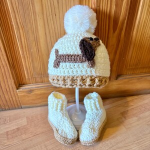 Dachshund Hat and Booties Crochet Set, Sausage Dog Baby Gift, Newborn Shower, Dog Lover image 3
