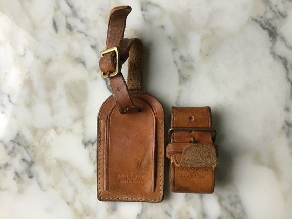 louis-vuitton luggage tag brown