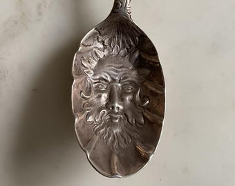 Antique Vesta Case Made in Sterling Silver, Birmingham 1922