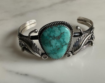 アクセサリー Vintage Navajo Turquoise Silver Bracelet il_340x270.6199014470_4g5g.jpg