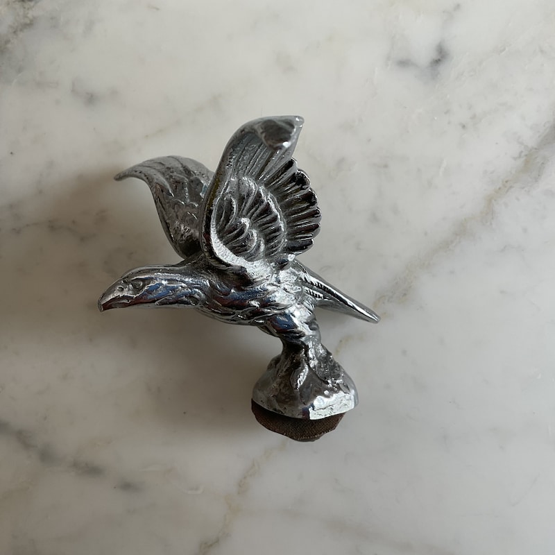 MASCOTTE GAZELLE BONDISSANTE PAR JACQUES CARTIER, FRANCE, ANNEES 1920 Classic