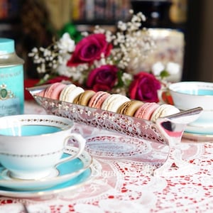 Styliste vintage élégant support à macarons en biscuit plaqué argent anglais