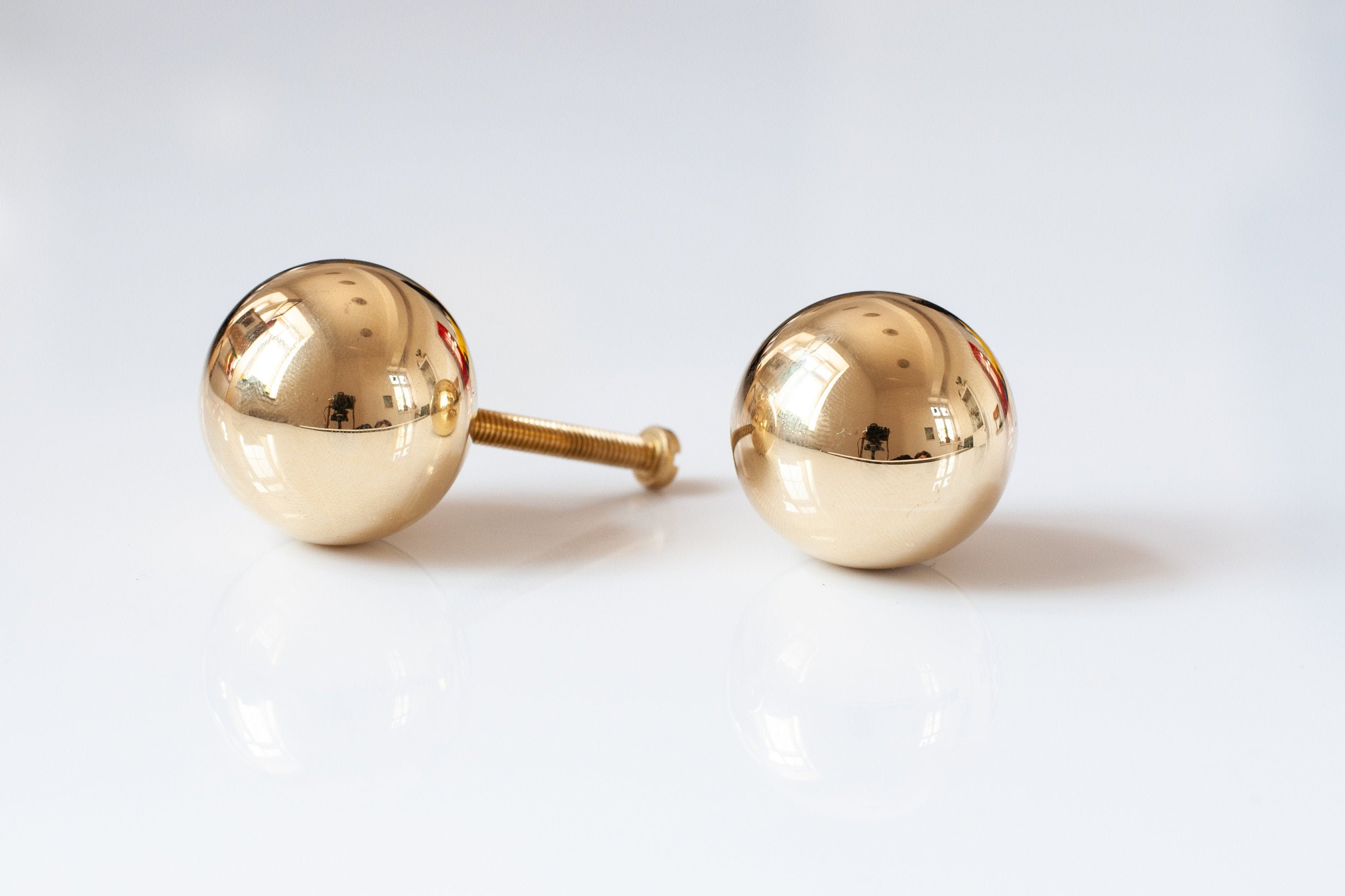 Luxe Unlacquered Brass Cabinet Ball Knob 1-1/8 in Polished Brass, Brass  Cabinet Knob
