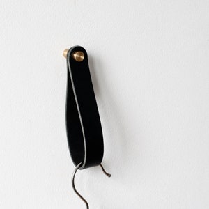 leather strap hanger, leather wall hook, leather loop, leather hanger, hanging strap, wall hanging strap, leather organizer, brass hook image 5