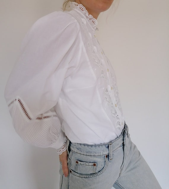 Vintage blouse L U I S E costumes Austrian bavaria