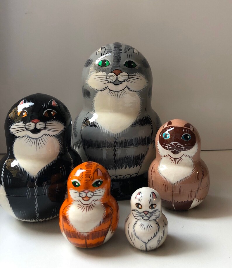 cat nesting dolls