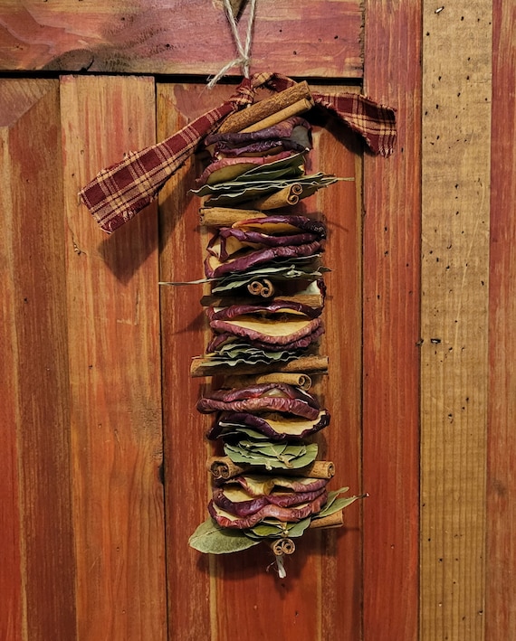 Primitive Farmhouse Apple Cinnamon Stick Bay Leaf Cupboard Hang Make Do