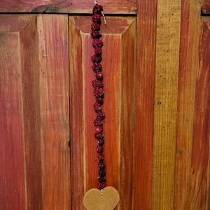 Primitive Dried Cranberry Cinnamon Heart Cupboard Peg Rack Hang