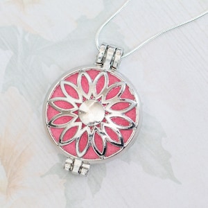 Aromatherapy Diffuser Locket Sterling Silver Medallion Daisy Flower Design