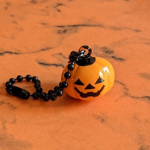 Pumpkin Jingle Bell - Halloween Zipper Pull Keychain