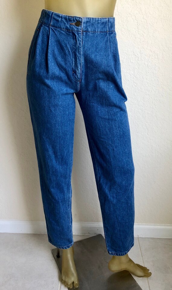Perry Ellis 90’s Pleated Front Mom Jeans, XS-S