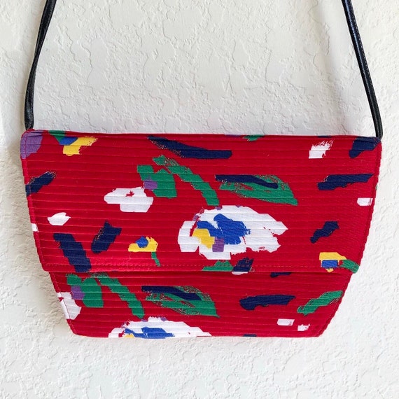 Bold Red Brushstroke Floral 80’s Pleated Purse