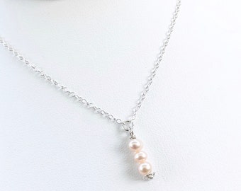 Triple Pearl Drop Pendant / Wire-Wrapped Pearl Necklace / Blush Freshwater Pearl Necklace / Bridesmaid Gift / Three Pearl Drop Pendant
