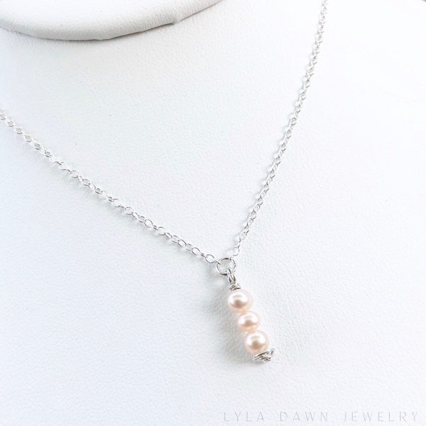 Triple Pearl Drop Pendant / Wire-Wrapped Pearl Necklace / Blush Freshwater Pearl Necklace / Bridesmaid Gift / Three Pearl Drop Pendant