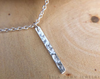 Hammered Bar Pendant / Hammered Charm / Sterling Silver 925 Minimalist Necklace / Layering Necklace / Stick Pendant / Vertical Bar Necklace