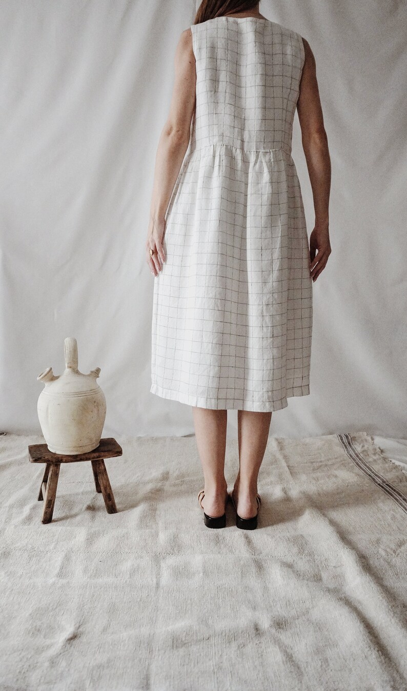 Linen Checked Classic Dress made with 100% soft beautifully textured LINEN to last beyond the season image 8