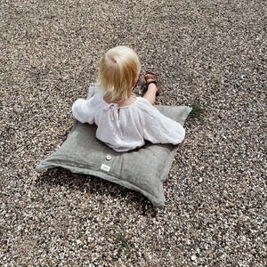 Linen Cushion Cover with Coconut shell buttons Linen Pillowcase image 3