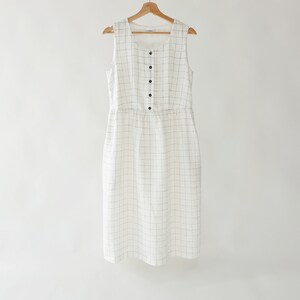 Linen Checked Classic Dress made with 100% soft beautifully textured LINEN to last beyond the season image 3