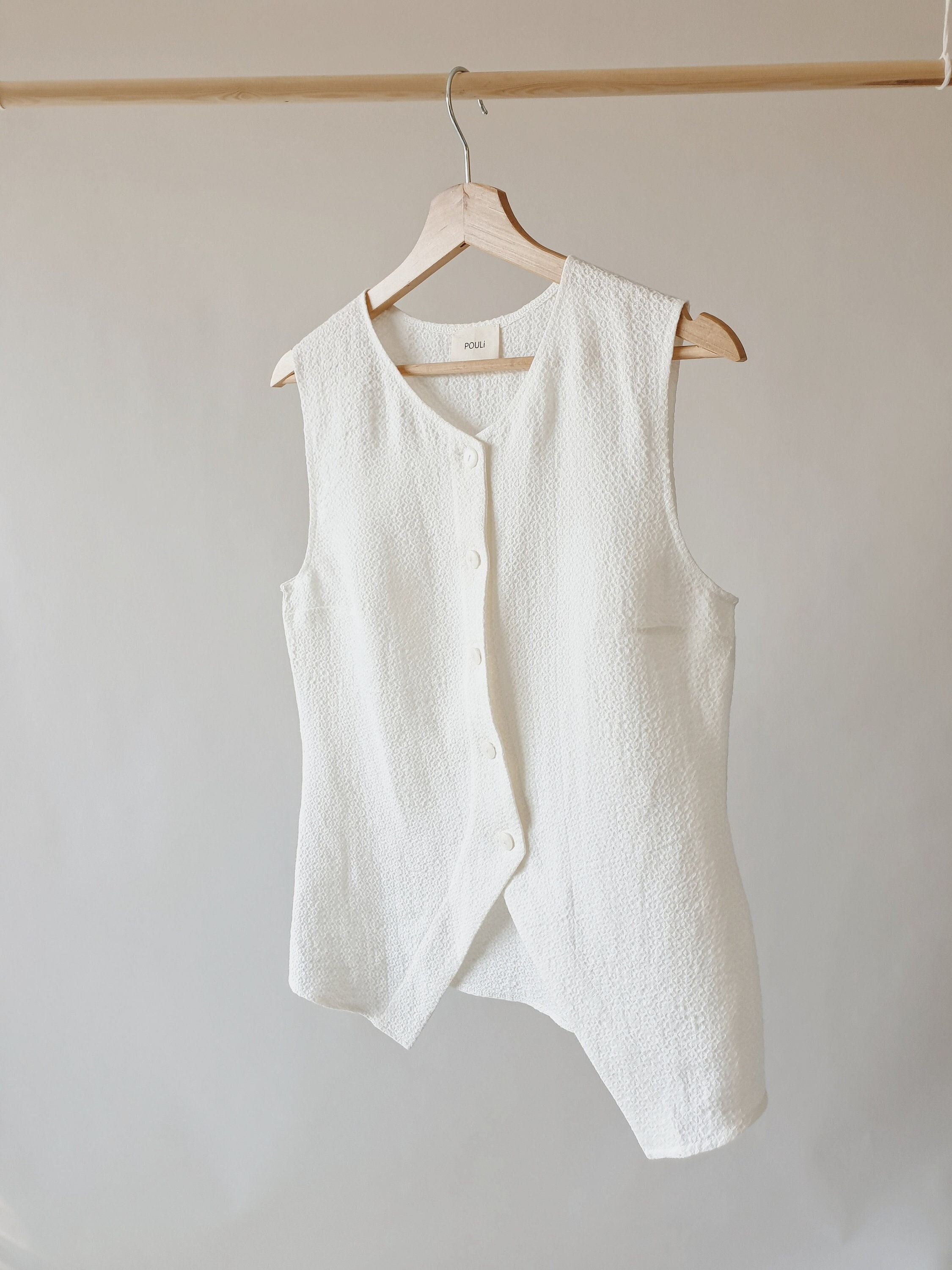 Linen Vest | for Elegance & Comfort of Your Days |1 00% Soft