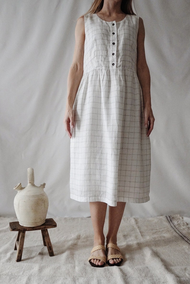 Linen Checked Classic Dress made with 100% soft beautifully textured LINEN to last beyond the season image 7