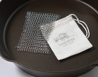 Cast Iron Cleaner Chainmail Scrubbing Pad Stainless Steel Skillet Scrubber  Cleaner with Corner Ring Square (8x6 inch) 