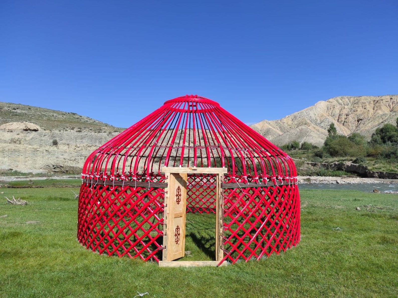 SMALL'12 Kyrgyz Yurt, 4 Lattice Wall Components, Diameter 4 M, Floor