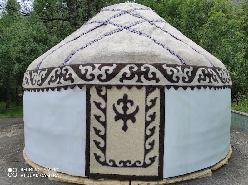 SMALL'12 Kyrgyz yurt, 4 lattice wall components, diameter 4 m, floor space 12,5 m2 image 6