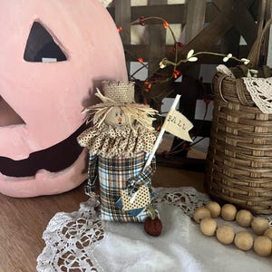 Primitive Scarecrow/Scarecrow/Fall/Harvest/Halloween/Scarecrow Decor/Fall Decor/Harvest Decor/Halloween Decor/