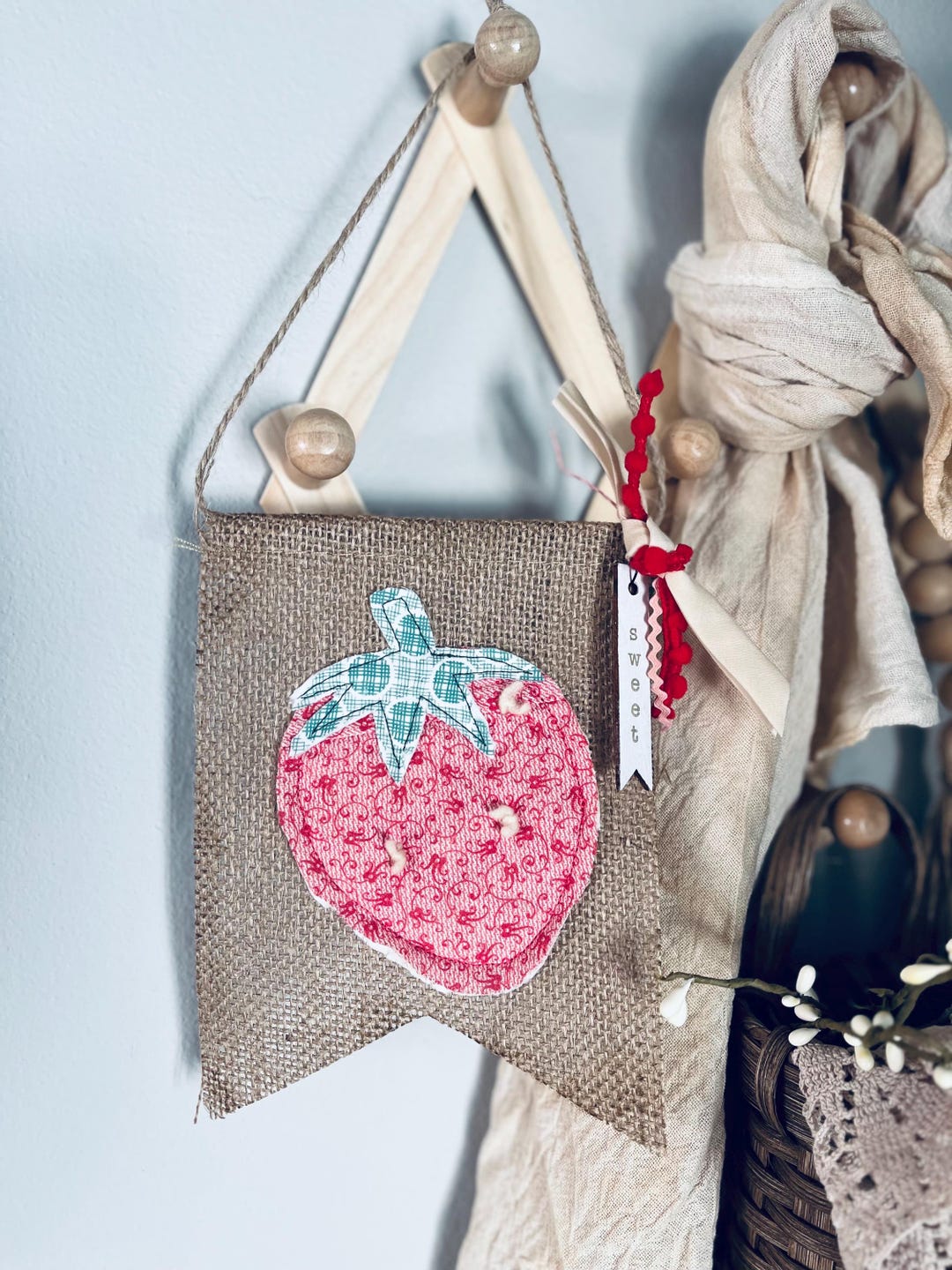 Burlap Strawberry Door Hanger/peg Rail Decor/strawberry Peg Rail Decor ...