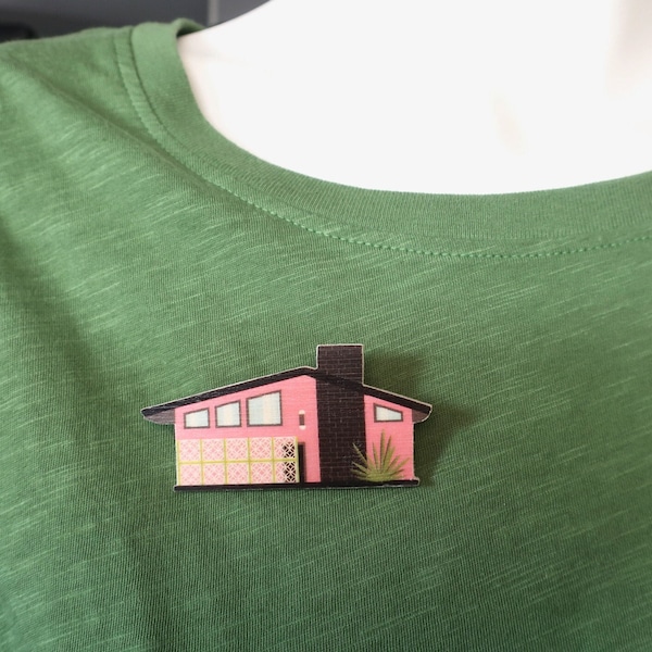 Mid century house wood pin, mid century house brooch, Palm Springs house pin, Atomic age house pin, midcentury modern, retro house woodpin
