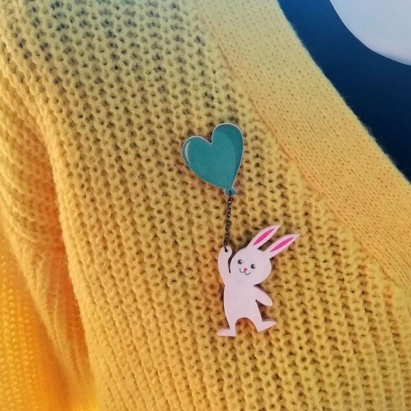 White rabbit wood pin, white rabbit pin, rabbit with ballon pin, cute rabbit pin,pin for children, animal pin, cute rabbit brooch