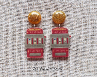 Vintage slot machine earrings, wood earrings, wooden earrings, one-armed bandit earrings, slot machine earrings, wood, resin