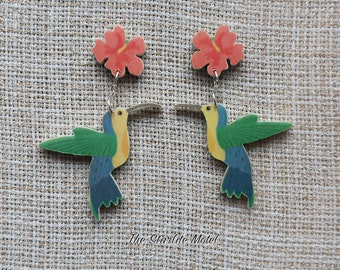 Hummingbird earrings, wood earrings, wooden earrings, bird earrings, kolibri earrings, animal earrings, summer earrings, resin