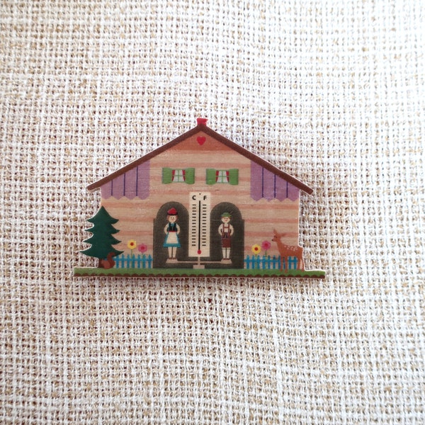 Weather house brooch, wood brooch, wooden brooch, Bavarian weather house, Black Forest weather house, German folklore brooch, wood