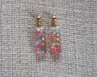 Boucles d'oreilles étoiles confettis boucles d'oreilles paillettes boucles d'oreilles résine boucles d'oreilles étoiles boucles d'oreilles résine paillettes boucles d'oreilles étoiles paillettes petites boucles d'oreilles en résine