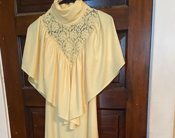 Beautiful Formal Yellow Vintage 1970s Gown Lace High Neck JC Penney Small/Medium