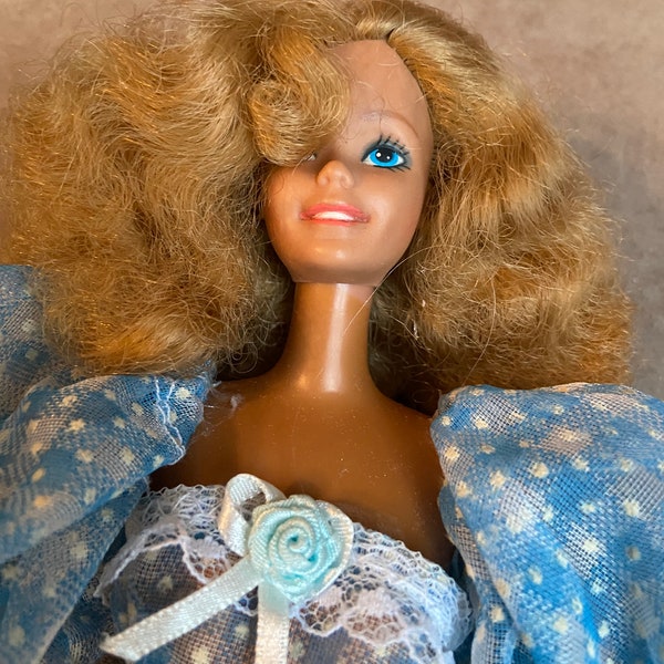 Vintage Magic Curl Barbie 1981 or 1982