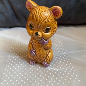 Vintage Ceramic Bear Salt Pepper Shaker: Kitsch Kitchen Decor