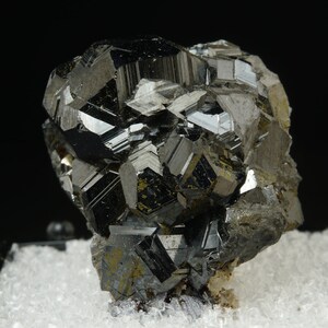 Sphalerite / Thumbnail Mineral Specimen / From Naica, Chihuahua, Mexico