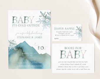 Può includere: Invito a una festa di benvenuto per il bambino con una scena di montagna ad acquerello e fiocchi di neve. L'invito dice "Baby It's Cold Outside" e include i nomi Stephanie & James. L'invito dice anche "It's a Boy" e include la data e l'ora della festa. L'invito include anche un biglietto per una lotteria di pannolini e una richiesta di libri per il bambino.