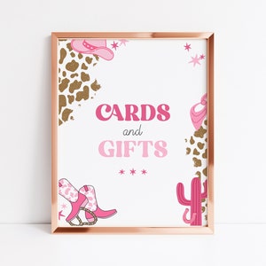 Panneau de table pour cartes et cadeaux rodéo, tableau cadeau cow-girl, bottes roses, 1ère affiche imprimable Yee Haw, PDF modifiable, téléchargement immédiat