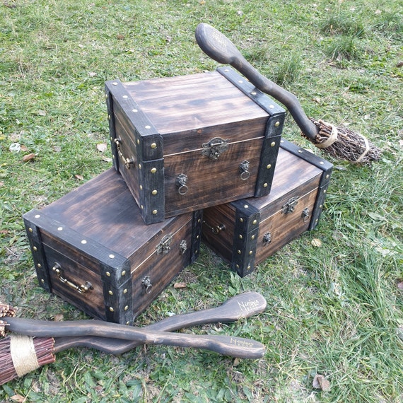 Harry potter book chest - doggylearn