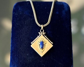 Vintage Gold Filled Blue Cabochon Locket on Signed AMERIKANER Andreas Daub Gold Plated Chain Pendant Necklace 27.25”