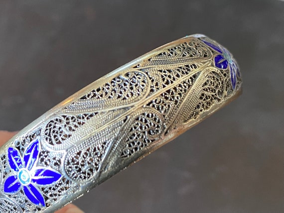 Vintage Fine Filigree Glass Enamel Flower Hinged … - image 6