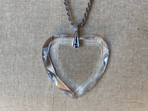 Vintage Clear Cut Crystal Heart Pendant Necklace … - image 6