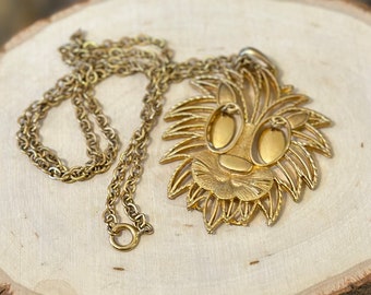 Vintage Lion Head Lion Mane Large Gold Tone Statement Pendant Necklace